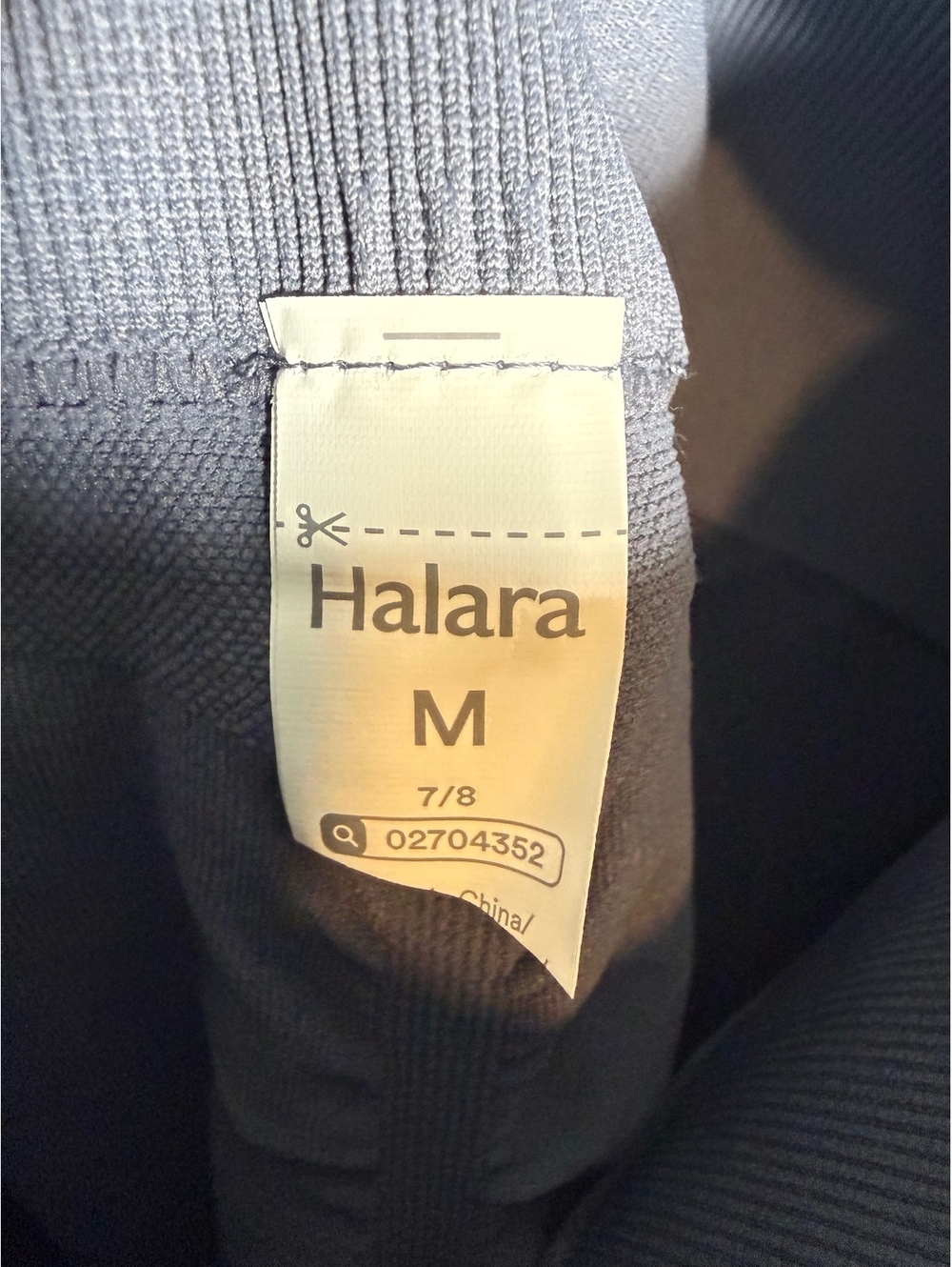 Halara OneForm Seamless Flow High Waisted Ruched Leggings Indigo Size M 7/8 - Picture 5 of 9